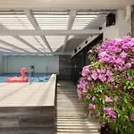 Flamingo Hotel