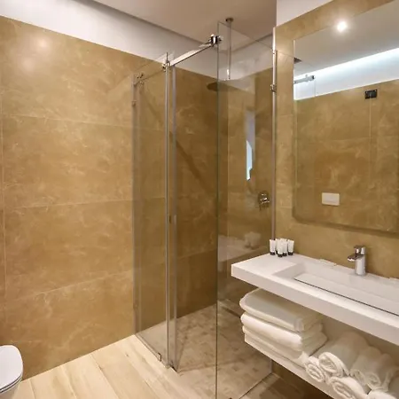 Hotel Flamingo & 4*