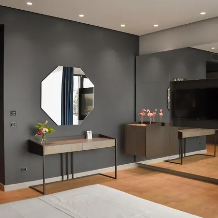 Flamingo 4* Radhimë