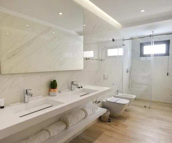 Flamingo 4* Radhimë