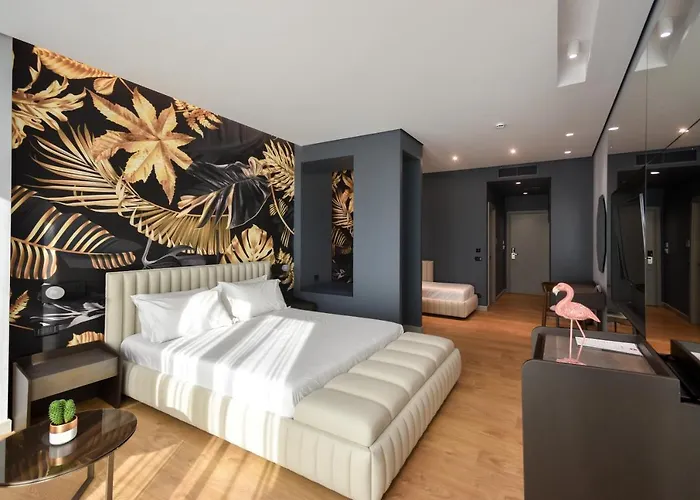 מלון Flamingo 4*