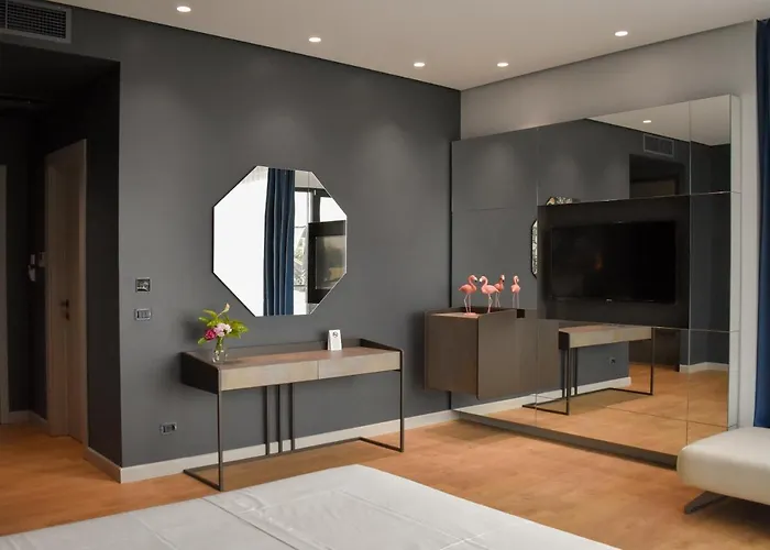 Flamingo 4* Radhimë